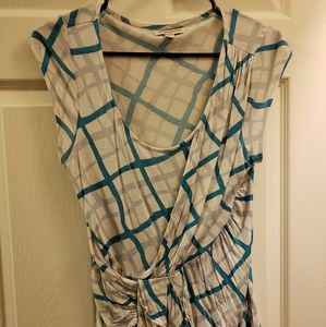 Banana Republic Scoopneck